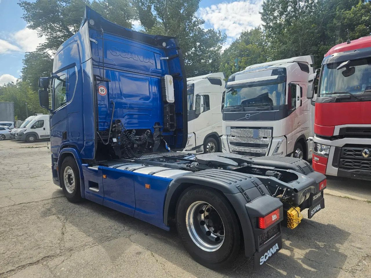 Scania R410 Standard - Full Spoiler - Retarder - Alloy - Çekici: fotoğraf 4 Scania R410 Standard - Full Spoiler - Retarder - Alloy - Çekici: fotoğraf 4