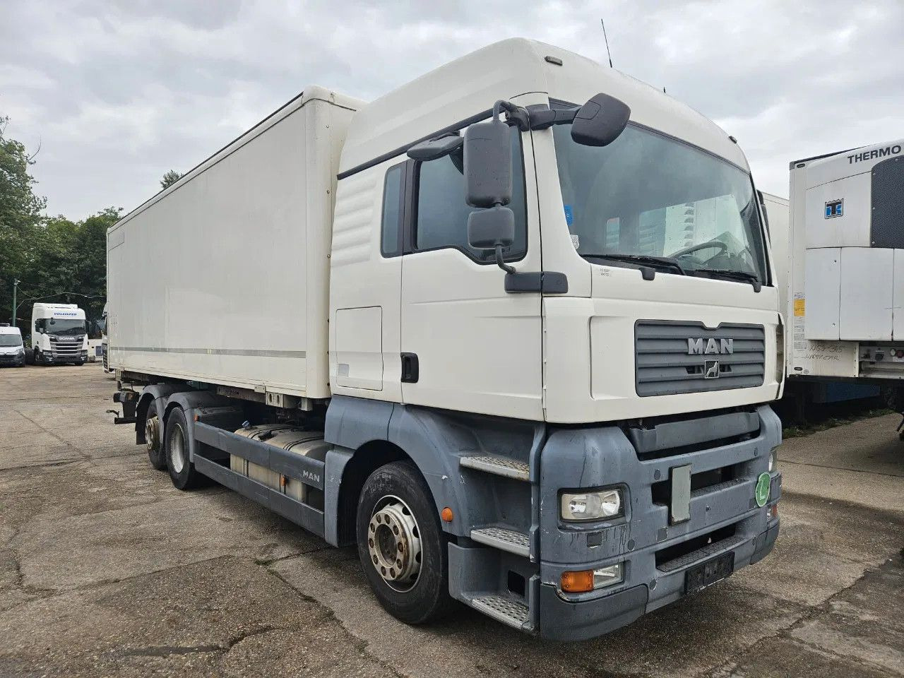 MAN TGA 26.400 BDF Tail Lift Euro5, New Smart2 Tacho - Konteynır taşıyıcı/ Yedek karoser kamyon: fotoğraf 2 MAN TGA 26.400 BDF Tail Lift Euro5, New Smart2 Tacho - Konteynır taşıyıcı/ Yedek karoser kamyon: fotoğraf 2
