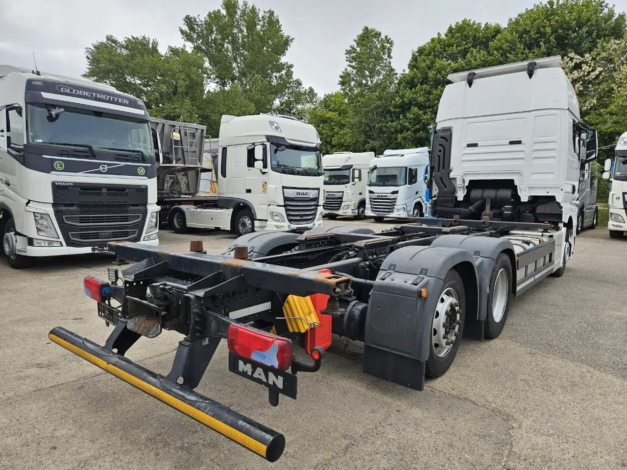 MAN TGX 26.470 XXL BDF 6x2 2 units, NAVI, Lift Axle - Konteynır taşıyıcı/ Yedek karoser kamyon: fotoğraf 4 MAN TGX 26.470 XXL BDF 6x2 2 units, NAVI, Lift Axle - Konteynır taşıyıcı/ Yedek karoser kamyon: fotoğraf 4