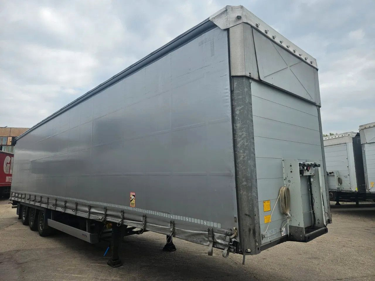 Schmitz Cargobull SCB S3T VARIOS 2 units! Lifting Axle A&C, XL Cod - Tenteli dorse: fotoğraf 2 Schmitz Cargobull SCB S3T VARIOS 2 units! Lifting Axle A&C, XL Cod - Tenteli dorse: fotoğraf 2