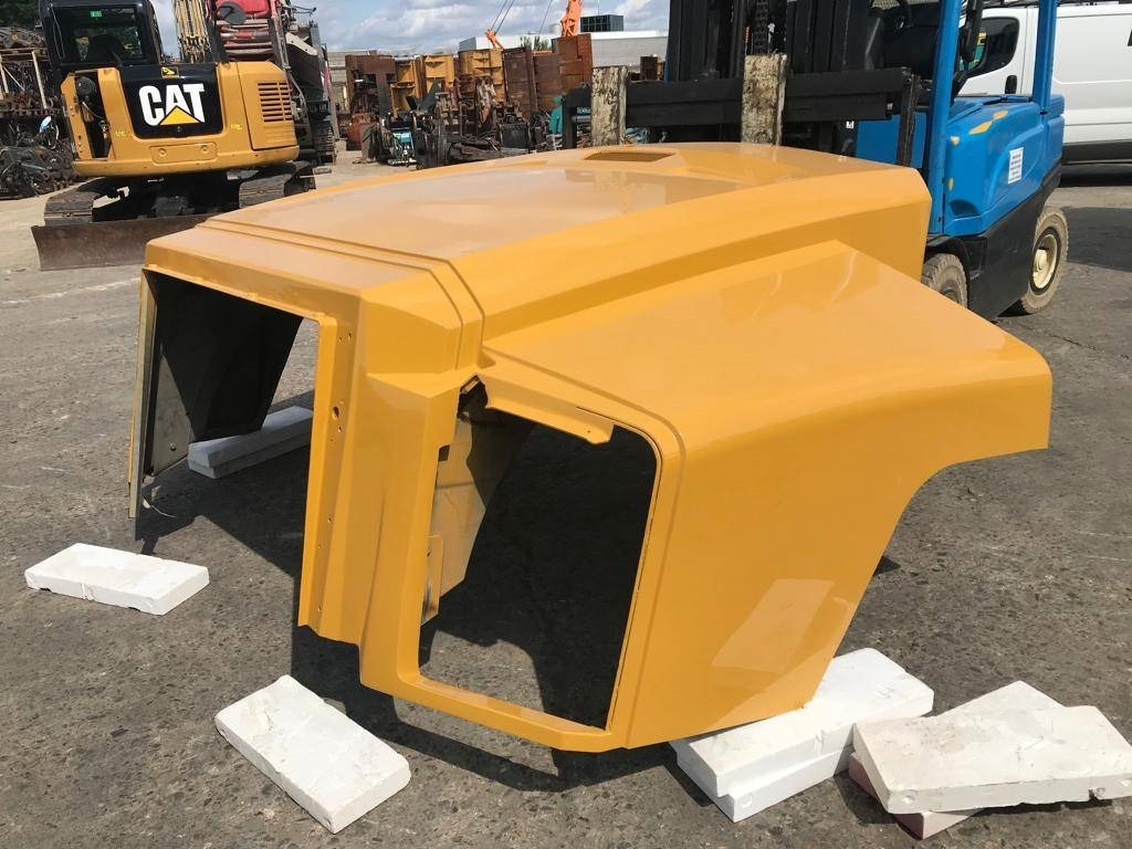 CAT 735 B Hood - Çerçeve/ Şasi - İş makinaları: fotoğraf 1 CAT 735 B Hood - Çerçeve/ Şasi - İş makinaları: fotoğraf 1