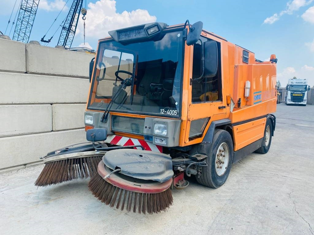 Schmidt metro 500 tx - Yol süpürme aracı: fotoğraf 3 Schmidt metro 500 tx - Yol süpürme aracı: fotoğraf 3