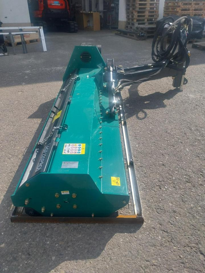 Böschungsmulcher Mulcher Taxon 220 Auslegemulcher - Banket biçme makinası: fotoğraf 4 Böschungsmulcher Mulcher Taxon 220 Auslegemulcher - Banket biçme makinası: fotoğraf 4