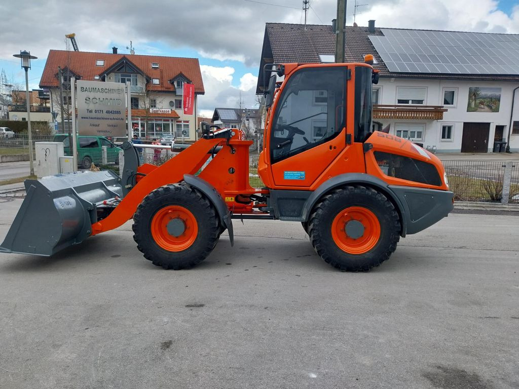 Liebherr 508 - Tekerlekli yükleyici: fotoğraf 1 Liebherr 508 - Tekerlekli yükleyici: fotoğraf 1