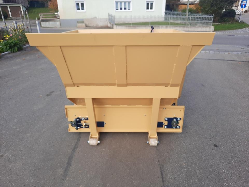 Liegeboxen Einstreugerät Futterverteilgerät Hoflader Radlader Cat - Hayvancılık ekipmanları: fotoğraf 4 Liegeboxen Einstreugerät Futterverteilgerät Hoflader Radlader Cat - Hayvancılık ekipmanları: fotoğraf 4