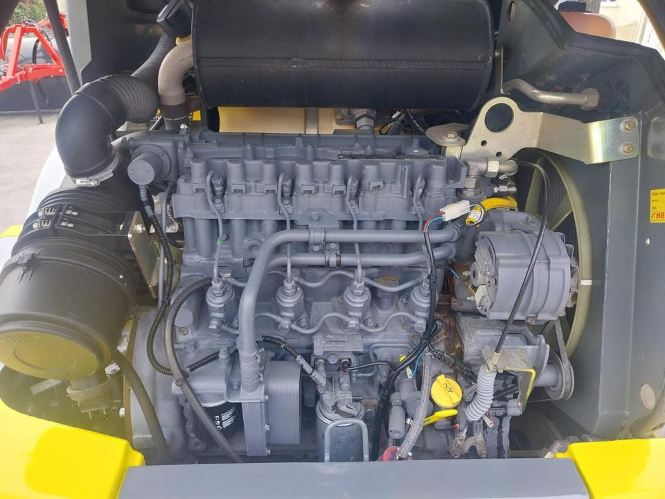 Radlader Kramer 750 Hoflader Lader Schaufellader 5075 850 5065 - Belden kırmalı yükleyici: fotoğraf 5 Radlader Kramer 750 Hoflader Lader Schaufellader 5075 850 5065 - Belden kırmalı yükleyici: fotoğraf 5