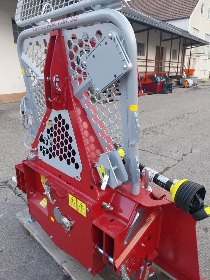 Neue Forstseilwinde Seilwinde Tajfun EGV 65 AHK SG Funk 35 45 55 - Halatlı vinç - Orman makinaları: fotoğraf 5 Neue Forstseilwinde Seilwinde Tajfun EGV 65 AHK SG Funk 35 45 55 - Halatlı vinç - Orman makinaları: fotoğraf 5