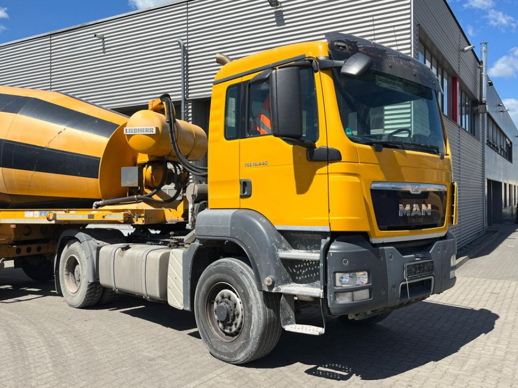 MAN MAN TG-S SZM 18.440 4x4 H BLS Komplettpreis mit Betonauflieger - Çekici: fotoğraf 3 MAN MAN TG-S SZM 18.440 4x4 H BLS Komplettpreis mit Betonauflieger - Çekici: fotoğraf 3