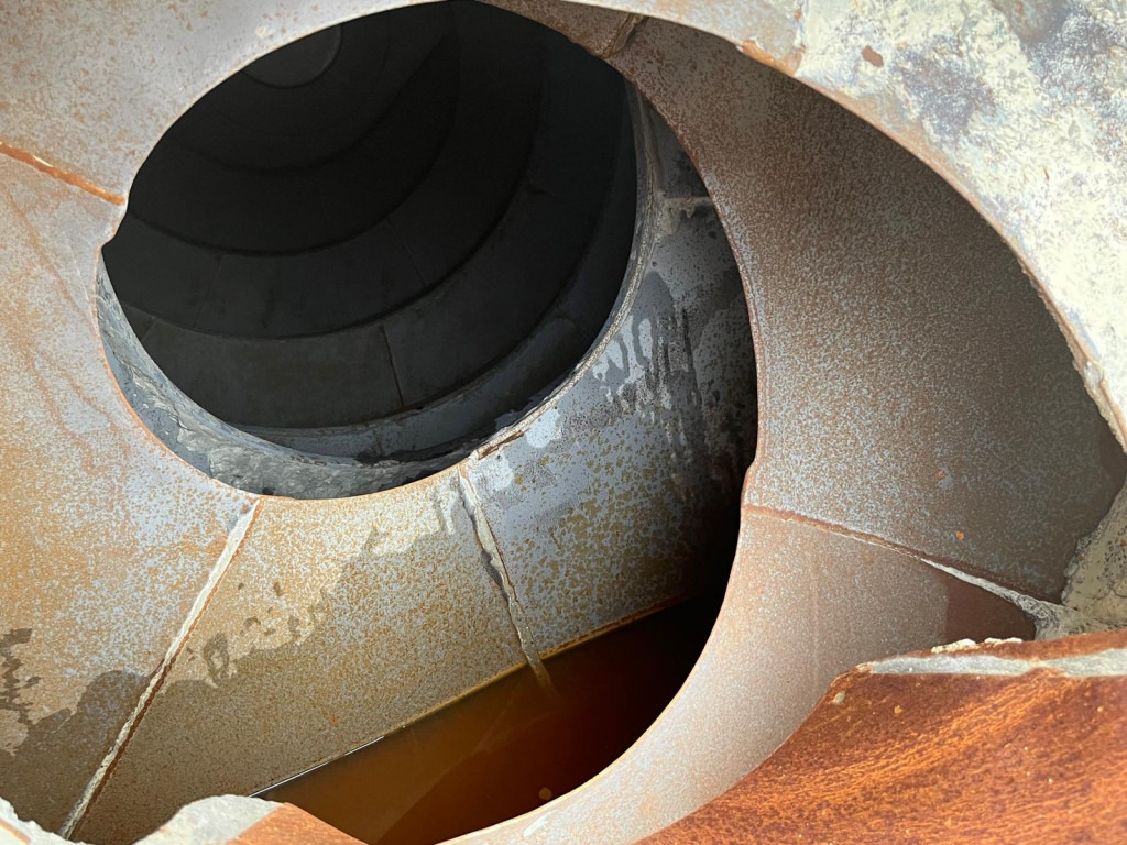 MERCEDES-BENZ Arocs 3240 B 8x4 Betonmischer Deutsch Top AP Achsen - Kamyon: fotoğraf 5 MERCEDES-BENZ Arocs 3240 B 8x4 Betonmischer Deutsch Top AP Achsen - Kamyon: fotoğraf 5