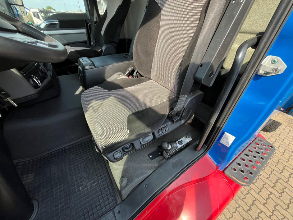 MAN TG-S 26.500 6x6 BB 3-Achs Allradkipper Bordmatik - Damperli kamyon: fotoğraf 5 MAN TG-S 26.500 6x6 BB 3-Achs Allradkipper Bordmatik - Damperli kamyon: fotoğraf 5