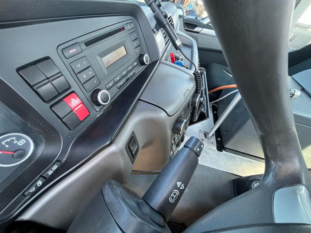 MAN TG-S 33.440 AK 6x6 3-Achs Allradkipper - Damperli kamyon: fotoğraf 2 MAN TG-S 33.440 AK 6x6 3-Achs Allradkipper - Damperli kamyon: fotoğraf 2