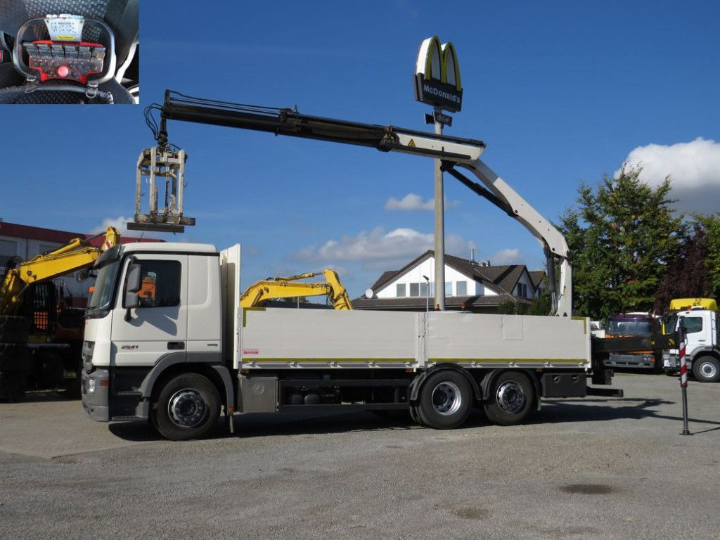 Mercedes-Benz Actros 2541 L6x2 Pritsche Heckkran Funk - Sal/ Açık kasa kamyon, Vinçli kamyon: fotoğraf 2 Mercedes-Benz Actros 2541 L6x2 Pritsche Heckkran Funk - Sal/ Açık kasa kamyon, Vinçli kamyon: fotoğraf 2