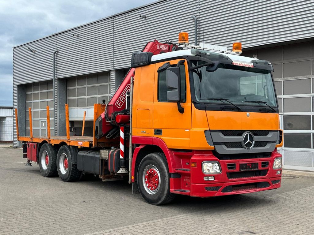 Mercedes-Benz Actros 2646 L 6x4 Pritsche Kran Fassi 450 45m/t Mercedes-Benz Actros 2646 L 6x4 Pritsche Kran Fassi 450 45m/t - Sal/ Açık kasa kamyon, Vinçli kamyon: fotoğraf 2 Mercedes-Benz Actros 2646 L 6x4 Pritsche Kran Fassi 450 45m/t Mercedes-Benz Actros 2646 L 6x4 Pritsche Kran Fassi 450 45m/t - Sal/ Açık kasa kamyon, Vinçli kamyon: fotoğraf 2