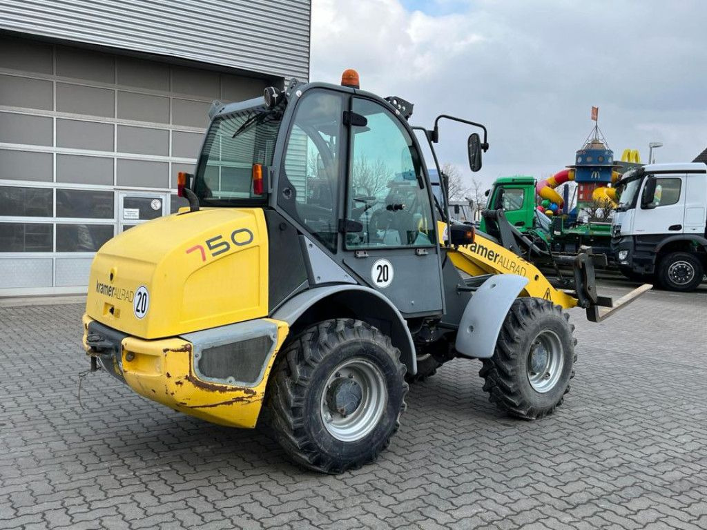 Radlader 750 Allrad Radlader Klappschaufel+Gabel - Tekerlekli yükleyici: fotoğraf 5 Radlader 750 Allrad Radlader Klappschaufel+Gabel - Tekerlekli yükleyici: fotoğraf 5