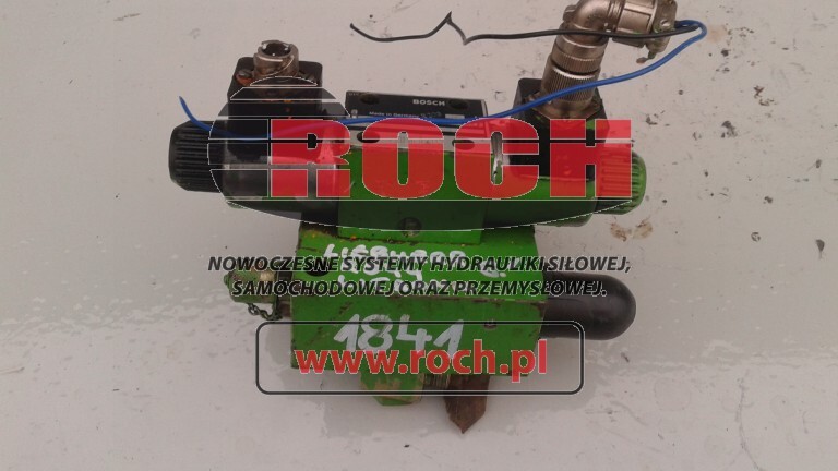 BOSCH 0913100148 - 1 SEKCYJNY + 081WV06P1N1002CS024/00D0 0810091353 Pmax 315 BAR + CEWKI 18370012.7 24V= 1,4A - Hidrolik Valf - Paletli ekskavatör: fotoğraf 1 BOSCH 0913100148 - 1 SEKCYJNY + 081WV06P1N1002CS024/00D0 0810091353 Pmax 315 BAR + CEWKI 18370012.7 24V= 1,4A - Hidrolik Valf - Paletli ekskavatör: fotoğraf 1