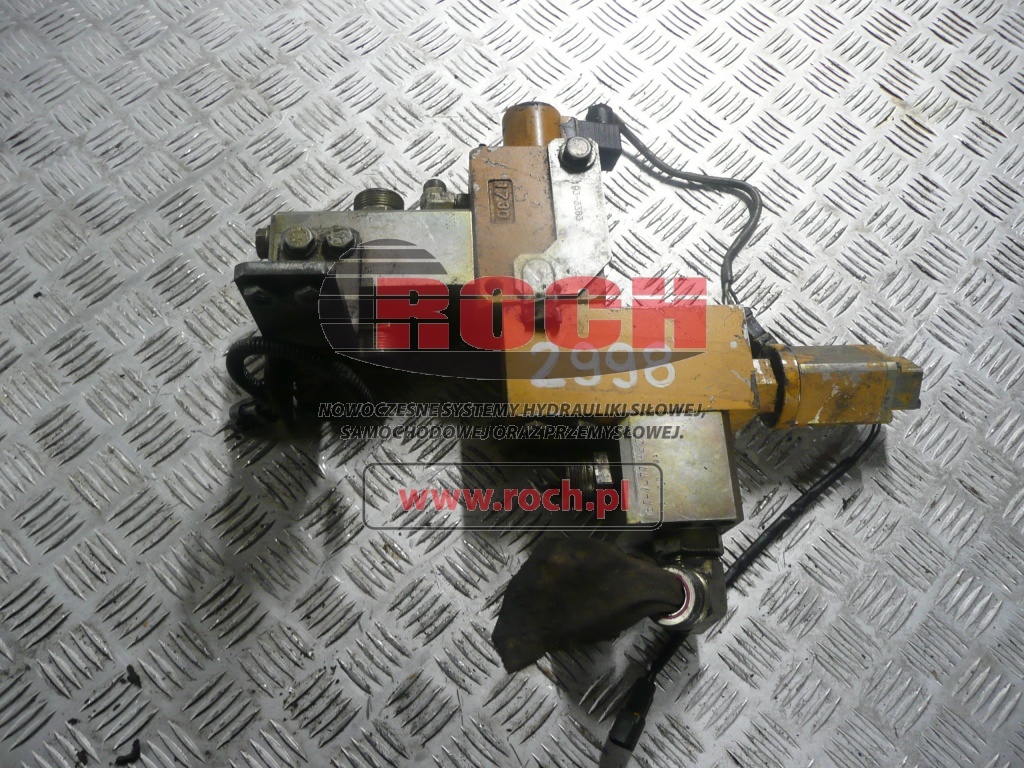 CATERPILLAR 1877077HE00 121001 196-0826HE00 101001 - Hidrolik Valf: fotoğraf 1 CATERPILLAR 1877077HE00 121001 196-0826HE00 101001 - Hidrolik Valf: fotoğraf 1