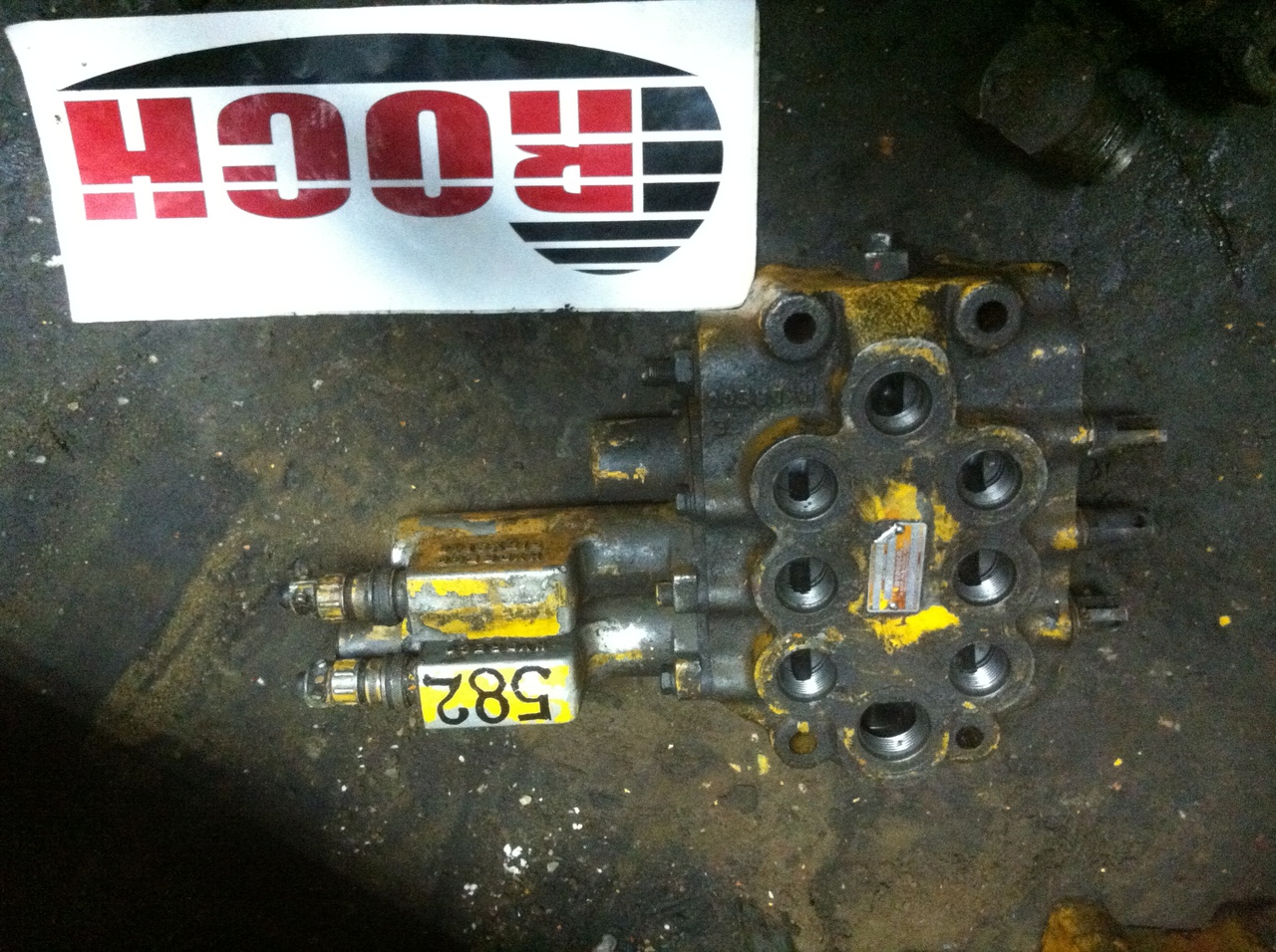 HYDRECO MTV025DRF12- 3000 - 3 SEKCYJNY - Hidrolik Valf - İş makinaları: fotoğraf 1 HYDRECO MTV025DRF12- 3000 - 3 SEKCYJNY - Hidrolik Valf - İş makinaları: fotoğraf 1