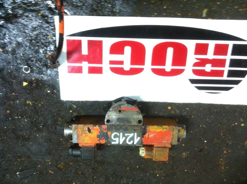 KRACHT WL4 SFZ04XP2 EK1 Z610 - 1 SEKCYJNY + KOŚĆ + CEWKI - Hidrolik Valf - İş makinaları: fotoğraf 1 KRACHT WL4 SFZ04XP2 EK1 Z610 - 1 SEKCYJNY + KOŚĆ + CEWKI - Hidrolik Valf - İş makinaları: fotoğraf 1