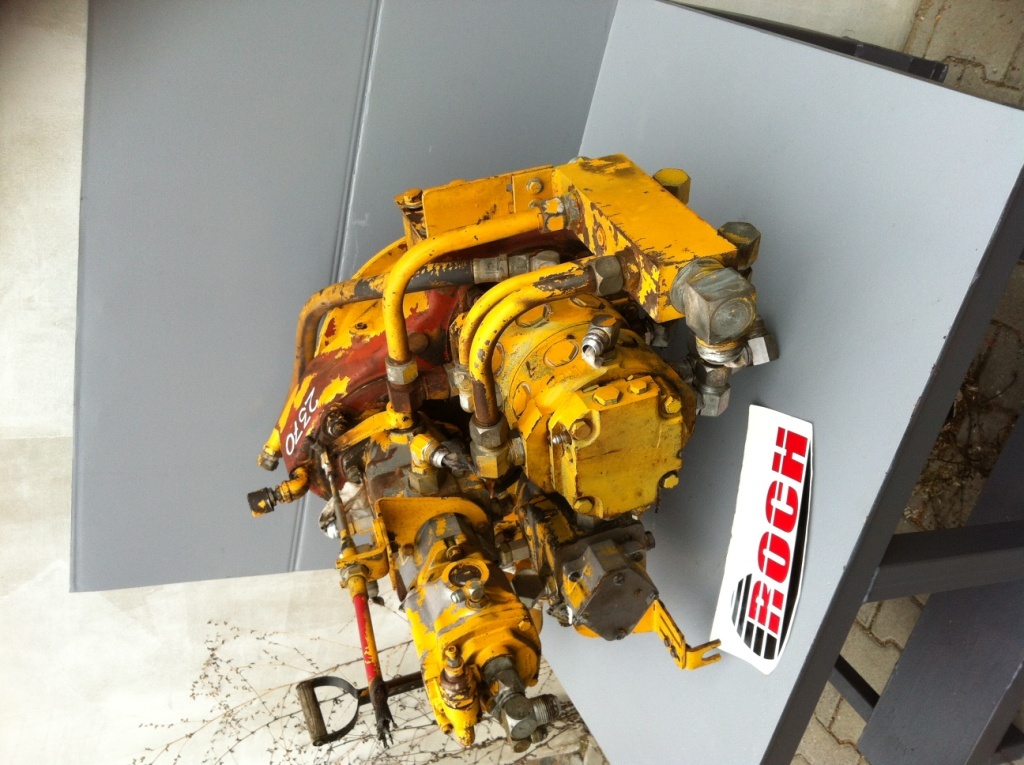 SAUER 344-Y + 18-2032 003-P 5670 + 18-2032 03PB38360 i 70111-302C 70122 LAD + R51913 + RIES 200 - Hidrolik pompa - İş makinaları: fotoğraf 1 SAUER 344-Y + 18-2032 003-P 5670 + 18-2032 03PB38360 i 70111-302C 70122 LAD + R51913 + RIES 200 - Hidrolik pompa - İş makinaları: fotoğraf 1