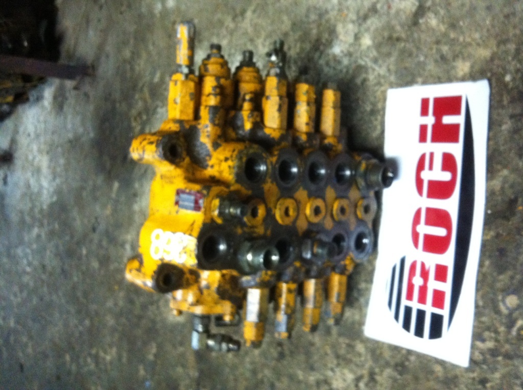 SHIBAURA U22Z2B6TD-36 - 4 SEKCYJNY - Hidrolik Valf - İş makinaları: fotoğraf 1 SHIBAURA U22Z2B6TD-36 - 4 SEKCYJNY - Hidrolik Valf - İş makinaları: fotoğraf 1