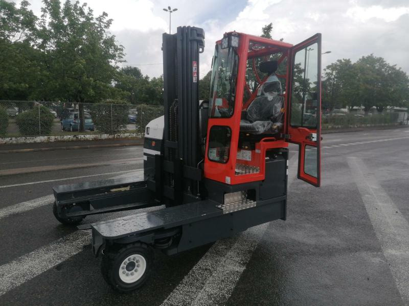 Amlift C40-12/55 - 4 yönlü reach truck: fotoğraf 1 Amlift C40-12/55 - 4 yönlü reach truck: fotoğraf 1
