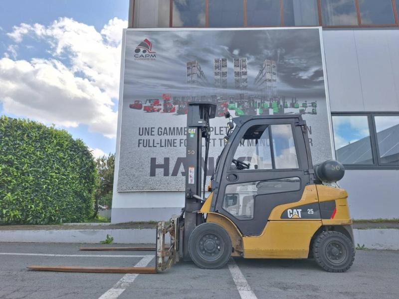 Caterpillar GP25NTD - LPG forklift: fotoğraf 3 Caterpillar GP25NTD - LPG forklift: fotoğraf 3