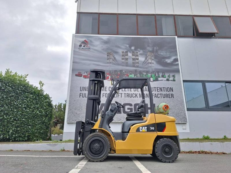 Caterpillar GP30NTD - LPG forklift: fotoğraf 3 Caterpillar GP30NTD - LPG forklift: fotoğraf 3