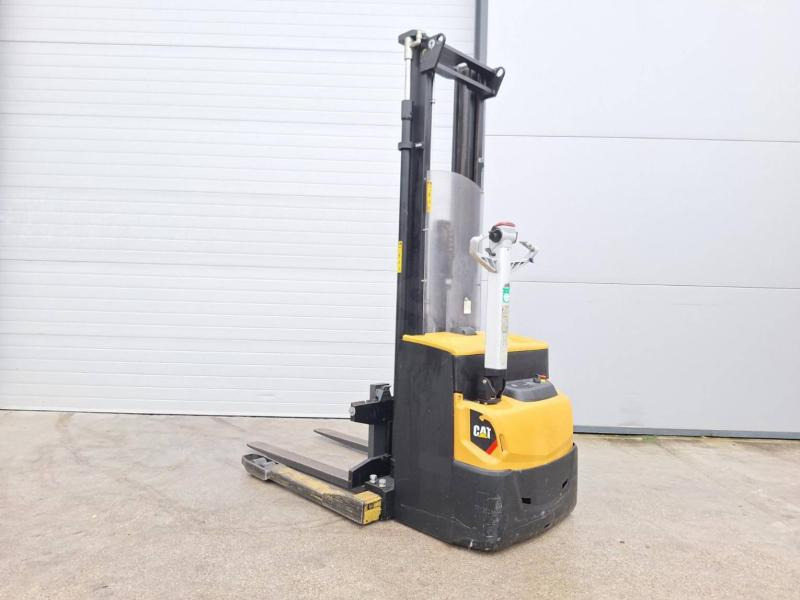 Caterpillar NSP16N2S - Istif makinası: fotoğraf 1 Caterpillar NSP16N2S - Istif makinası: fotoğraf 1