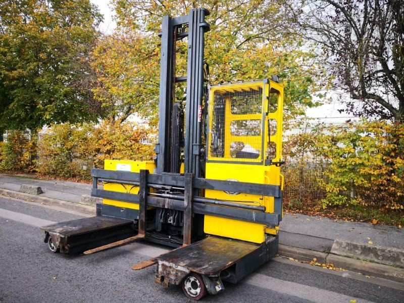Combilift C3000EST - 4 yönlü reach truck: fotoğraf 1 Combilift C3000EST - 4 yönlü reach truck: fotoğraf 1