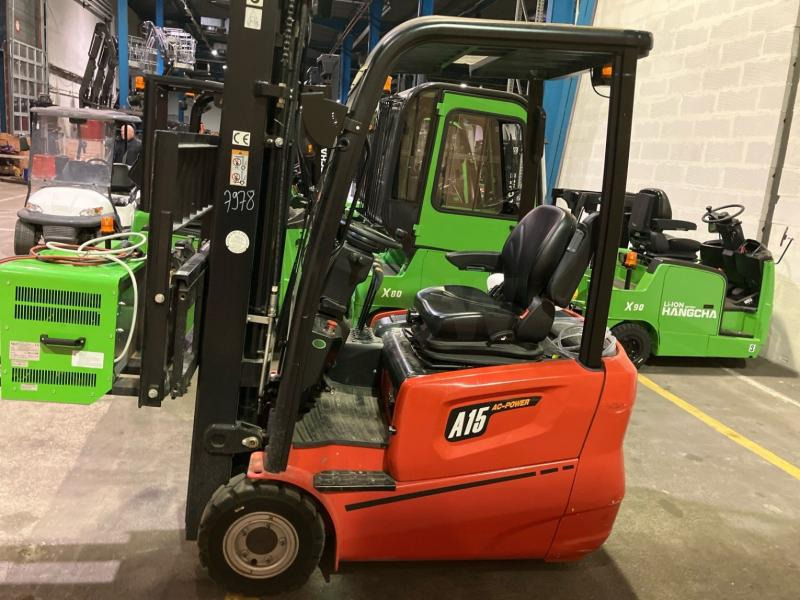Hangcha A3W15 - Elektrikli forklift: fotoğraf 5 Hangcha A3W15 - Elektrikli forklift: fotoğraf 5