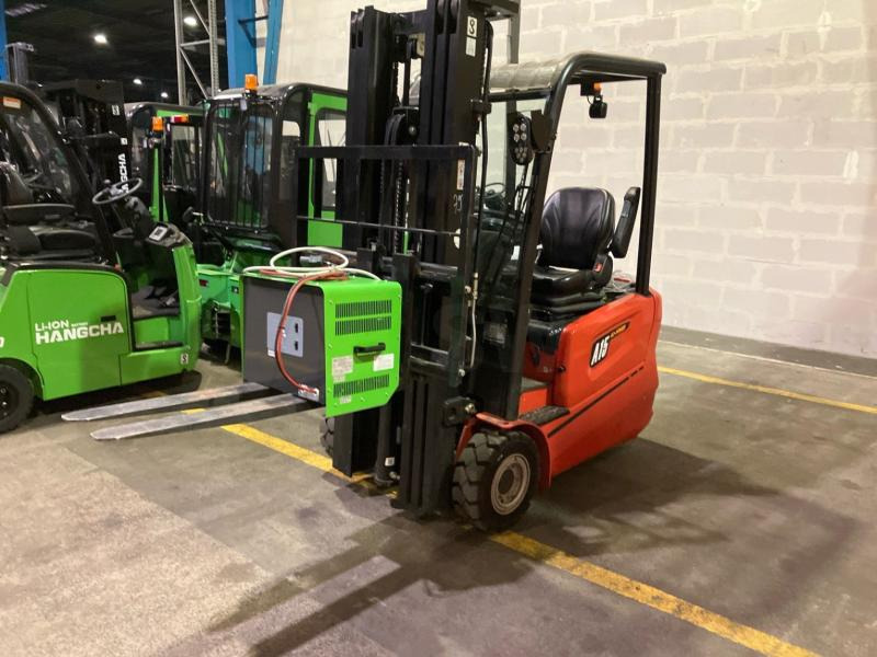 Hangcha A3W15 - Elektrikli forklift: fotoğraf 4 Hangcha A3W15 - Elektrikli forklift: fotoğraf 4