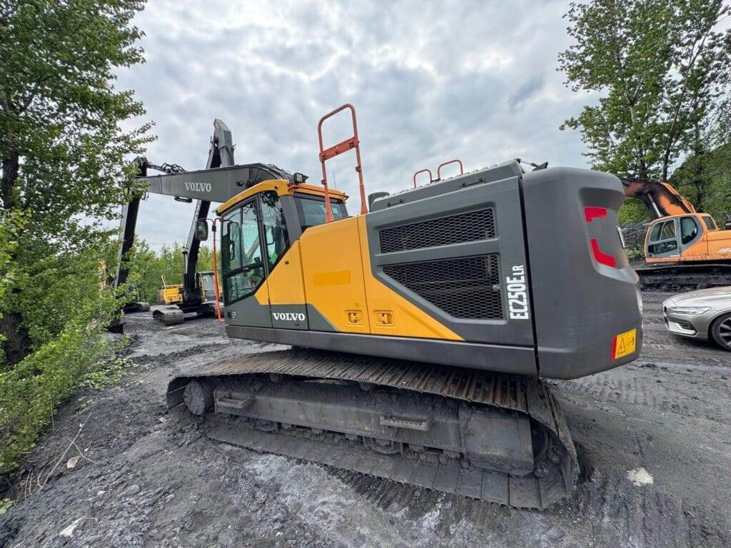 Volvo EC250ELR - Paletli ekskavatör: fotoğraf 2 Volvo EC250ELR - Paletli ekskavatör: fotoğraf 2