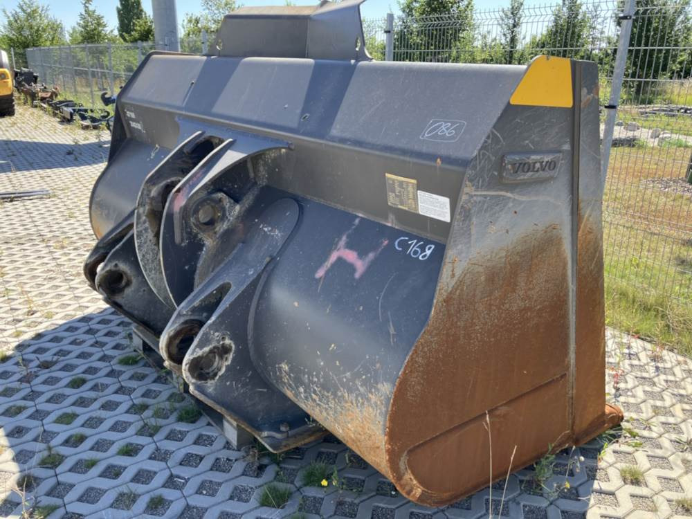 Volvo Schaufel mit Zähnen - Festanbau - Kova: fotoğraf 2 Volvo Schaufel mit Zähnen - Festanbau - Kova: fotoğraf 2