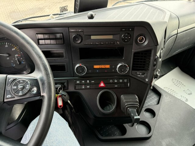 Mercedes-Benz Actros 1843 Sattelzugmaschine 4x2 Kipph. - Çekici: fotoğraf 3 Mercedes-Benz Actros 1843 Sattelzugmaschine 4x2 Kipph. - Çekici: fotoğraf 3