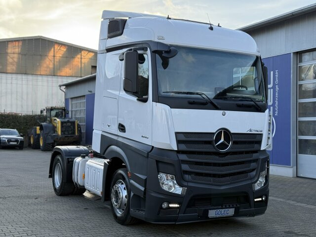 Mercedes-Benz Actros 1845 SZM 4x2 Retarder Kipph. - Çekici: fotoğraf 1 Mercedes-Benz Actros 1845 SZM 4x2 Retarder Kipph. - Çekici: fotoğraf 1