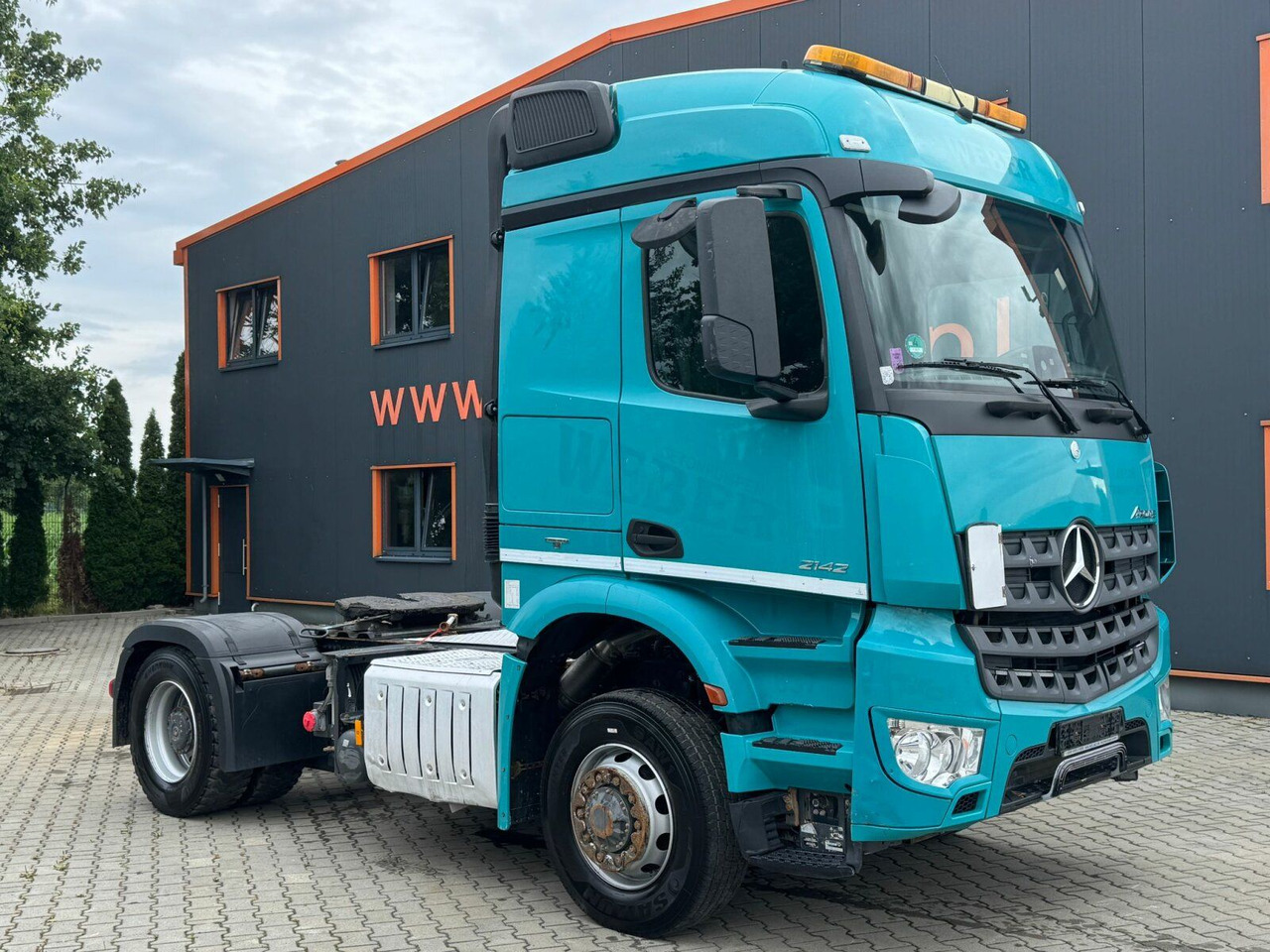 Mercedes-Benz Arocs 2142 4x4H SZM Euro 6 Kipphydraulik - Çekici: fotoğraf 1 Mercedes-Benz Arocs 2142 4x4H SZM Euro 6 Kipphydraulik - Çekici: fotoğraf 1