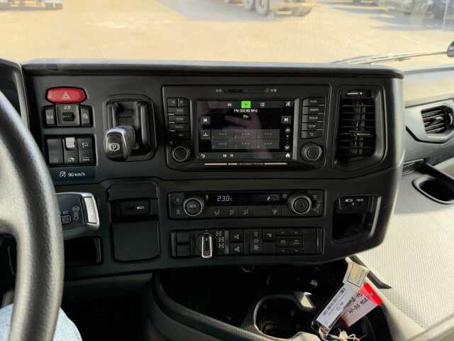 Scania G450 XT 4x4 Euro 6 SZM Kipphydraulik Blatt/ Luft - Çekici: fotoğraf 3 Scania G450 XT 4x4 Euro 6 SZM Kipphydraulik Blatt/ Luft - Çekici: fotoğraf 3