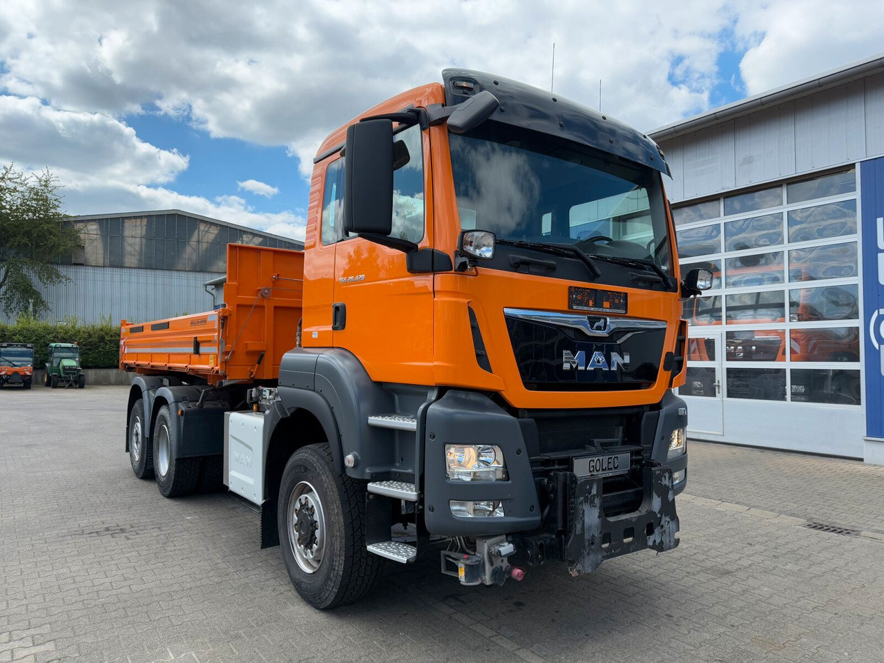 MAN TGS 28.420 6x4-4 Meiller Kipper Winterdienst - Damperli kamyon: fotoğraf 1 MAN TGS 28.420 6x4-4 Meiller Kipper Winterdienst - Damperli kamyon: fotoğraf 1
