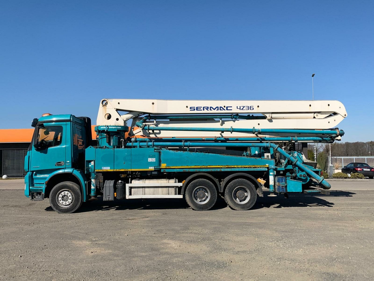 Mercedes-Benz AROCS 2636 6x4 Euro 6 Betonpumpe SERMAC 4Z36 - Mobil beton pompası: fotoğraf 4 Mercedes-Benz AROCS 2636 6x4 Euro 6 Betonpumpe SERMAC 4Z36 - Mobil beton pompası: fotoğraf 4