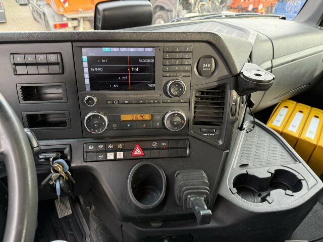 Mercedes-Benz AROCS 3251 8x4 Putzmeister BSF 46-5.16 HLS - Mobil beton pompası: fotoğraf 3 Mercedes-Benz AROCS 3251 8x4 Putzmeister BSF 46-5.16 HLS - Mobil beton pompası: fotoğraf 3