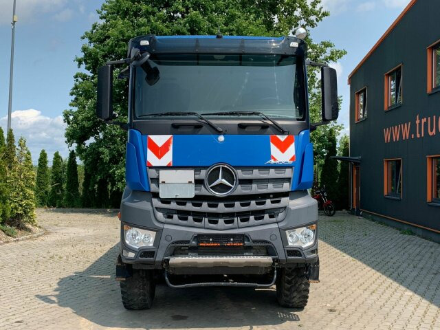 Mercedes-Benz AROCS 4145 8x8 EURO6 Muldenkipper - Damperli kamyon: fotoğraf 3 Mercedes-Benz AROCS 4145 8x8 EURO6 Muldenkipper - Damperli kamyon: fotoğraf 3