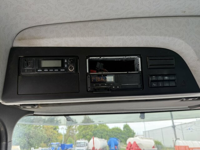 Mercedes-Benz AROCS 4145 8x8 Meiller Muldenkipper - Damperli kamyon: fotoğraf 5 Mercedes-Benz AROCS 4145 8x8 Meiller Muldenkipper - Damperli kamyon: fotoğraf 5