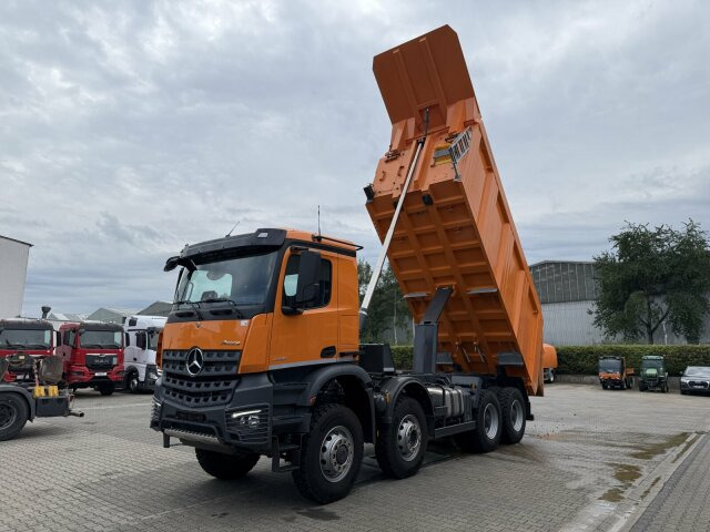 Mercedes-Benz AROCS 4851 8x6 Euro 6 Gesteinkipper MEILLER 25m³ - Damperli kamyon: fotoğraf 4 Mercedes-Benz AROCS 4851 8x6 Euro 6 Gesteinkipper MEILLER 25m³ - Damperli kamyon: fotoğraf 4