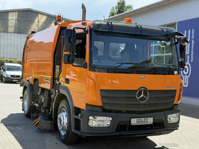 Mercedes-Benz ATEGO 1323 4x2 Kehrmaschine FAUN Viajet 6R/H - Yol süpürme aracı: fotoğraf 1 Mercedes-Benz ATEGO 1323 4x2 Kehrmaschine FAUN Viajet 6R/H - Yol süpürme aracı: fotoğraf 1