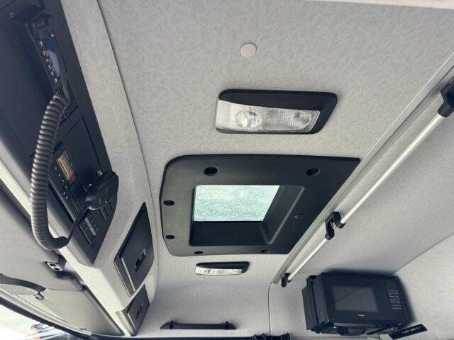 Mercedes-Benz Arocs 3253 8x4 Abrollkipper Kran Palfinger 37002 - Kancalı yükleyici kamyon, Vinçli kamyon: fotoğraf 5 Mercedes-Benz Arocs 3253 8x4 Abrollkipper Kran Palfinger 37002 - Kancalı yükleyici kamyon, Vinçli kamyon: fotoğraf 5