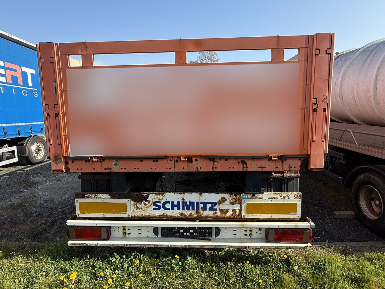 Schmitz Cargobull Gotha AFG 18 Baustoffanhänger 2 Achse - Platform/ Açık kasa römork: fotoğraf 3 Schmitz Cargobull Gotha AFG 18 Baustoffanhänger 2 Achse - Platform/ Açık kasa römork: fotoğraf 3
