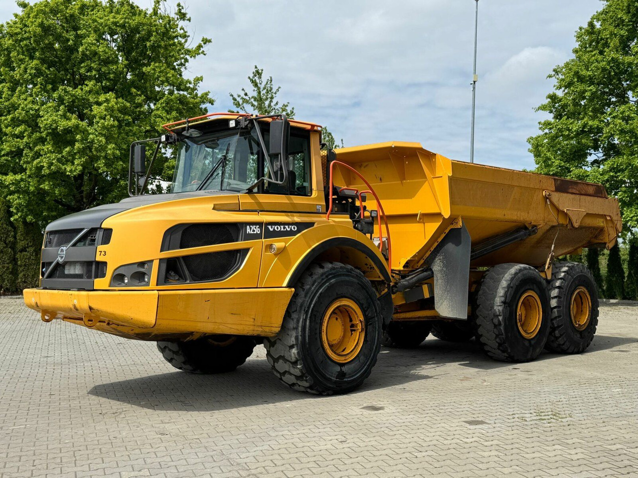 Volvo A25G Dumper 22,5 Ton 11.361 Stunden Volvo A25G Dumper 22,5 Ton 11.361 Stunden - Belden kırma kaya kamyonu: fotoğraf 2 Volvo A25G Dumper 22,5 Ton 11.361 Stunden Volvo A25G Dumper 22,5 Ton 11.361 Stunden - Belden kırma kaya kamyonu: fotoğraf 2