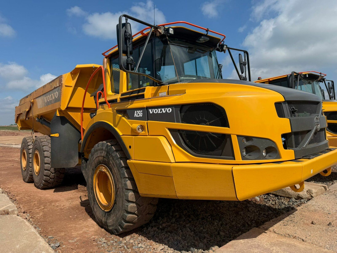 Volvo A25G Dumper 22,7 Ton TOP gepflegt - Damperli kamyon: fotoğraf 1 Volvo A25G Dumper 22,7 Ton TOP gepflegt - Damperli kamyon: fotoğraf 1