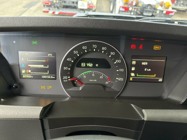 Volvo FH 510 8x4 Holztransporter Kran PENZ *Anhänger - Tomruk kamyonu, Vinçli kamyon: fotoğraf 3 Volvo FH 510 8x4 Holztransporter Kran PENZ *Anhänger - Tomruk kamyonu, Vinçli kamyon: fotoğraf 3