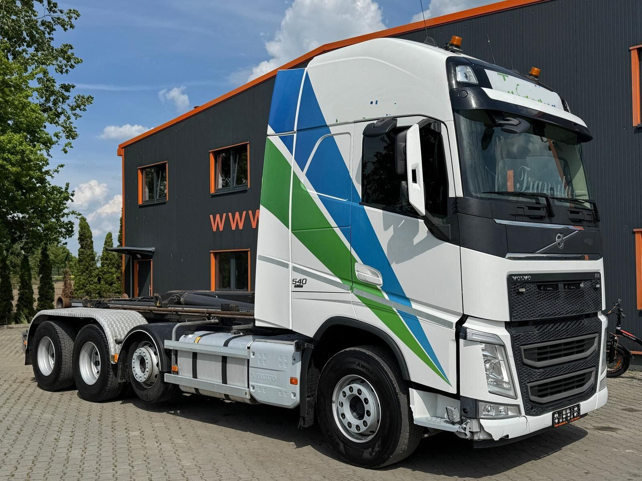 Volvo FH 540 8x4 Abrollkipper MEILLER RK 26.67 - Kancalı yükleyici kamyon: fotoğraf 1 Volvo FH 540 8x4 Abrollkipper MEILLER RK 26.67 - Kancalı yükleyici kamyon: fotoğraf 1